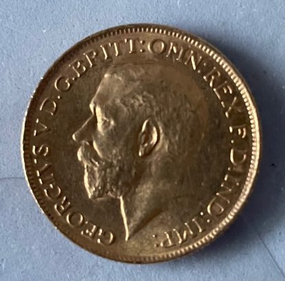 1915s gold sovereign coin